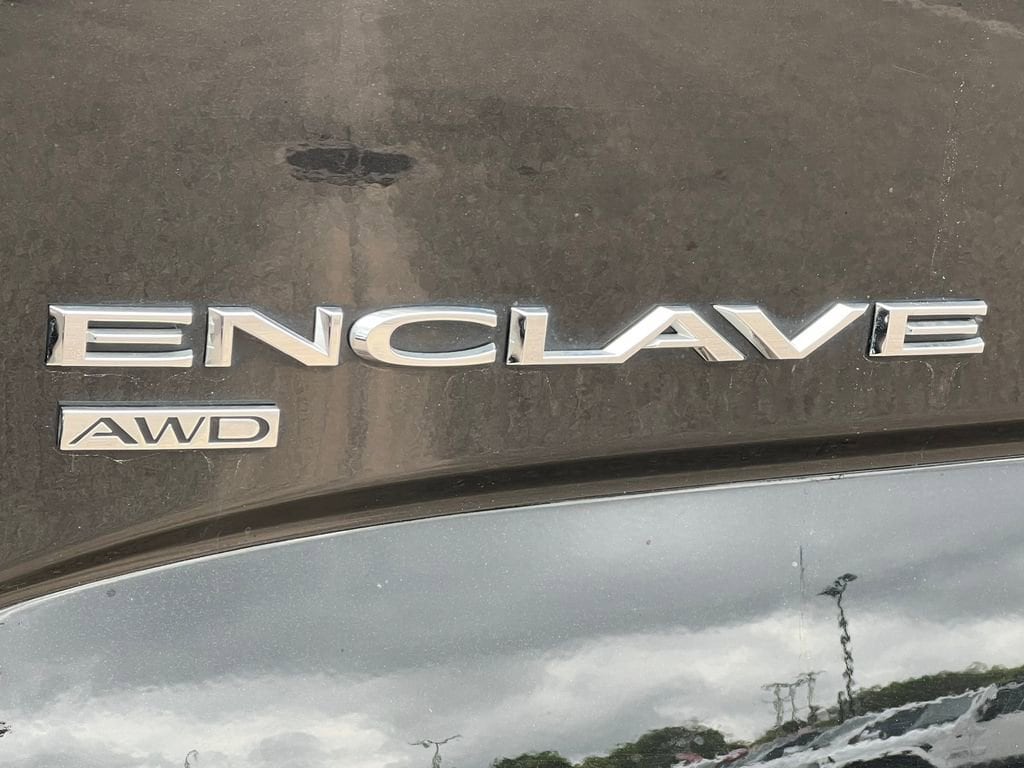 Used 2024 Buick Enclave Essence SUV