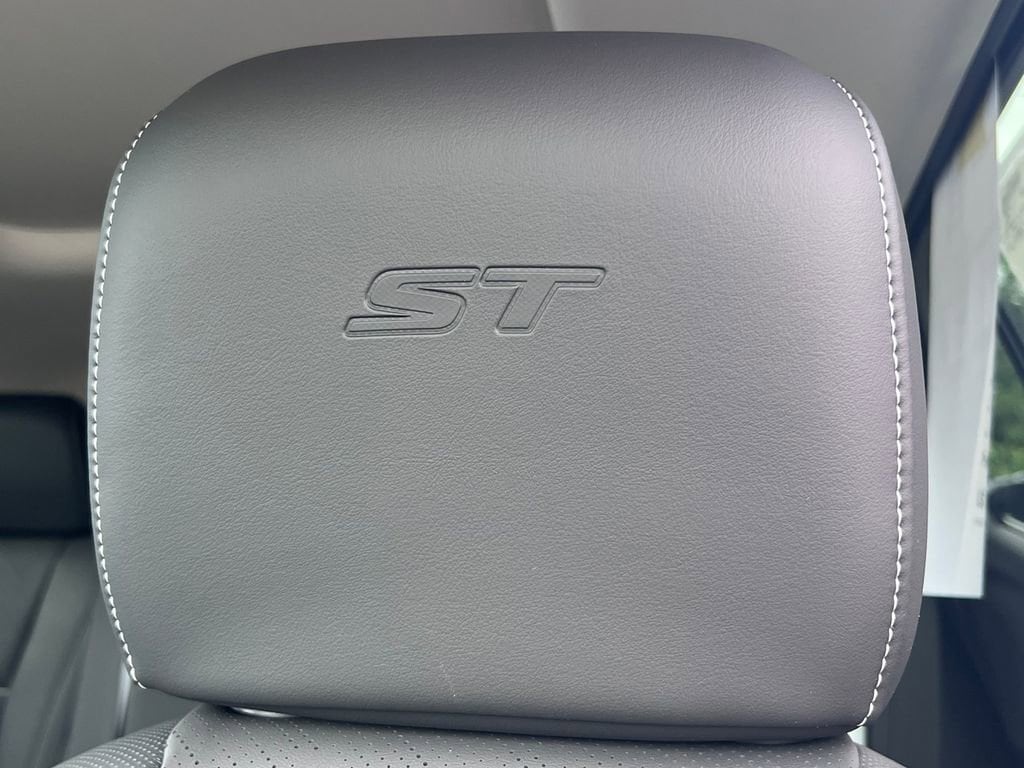 2026 Buick Envision Sport Touring - Photo 13