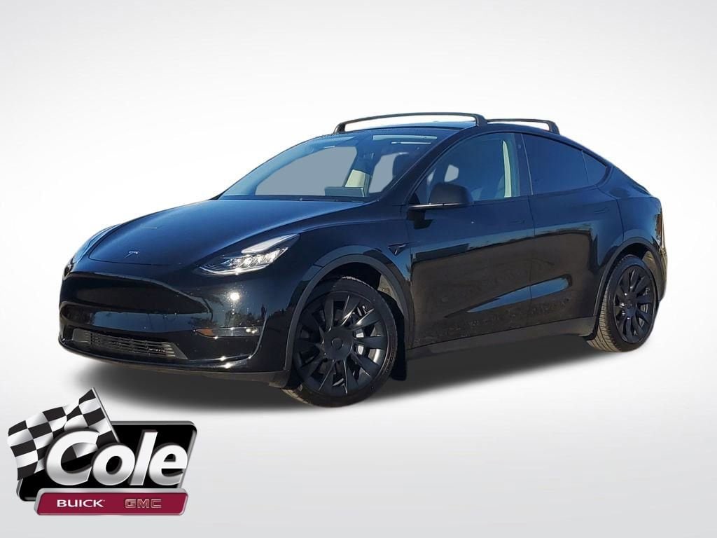 2022 Tesla Model Y Long Range's photo