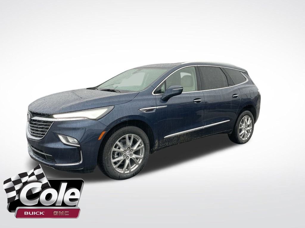 2023 Buick Enclave Essence's photo