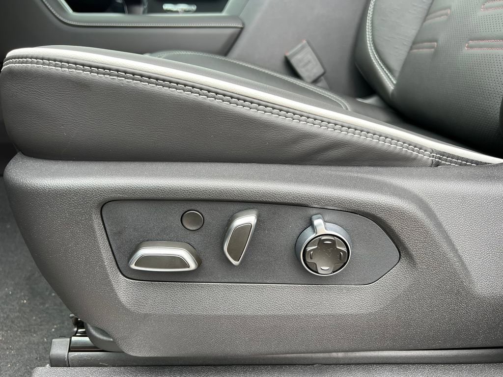 2026 GMC Sierra 1500 AT4X - Photo 20