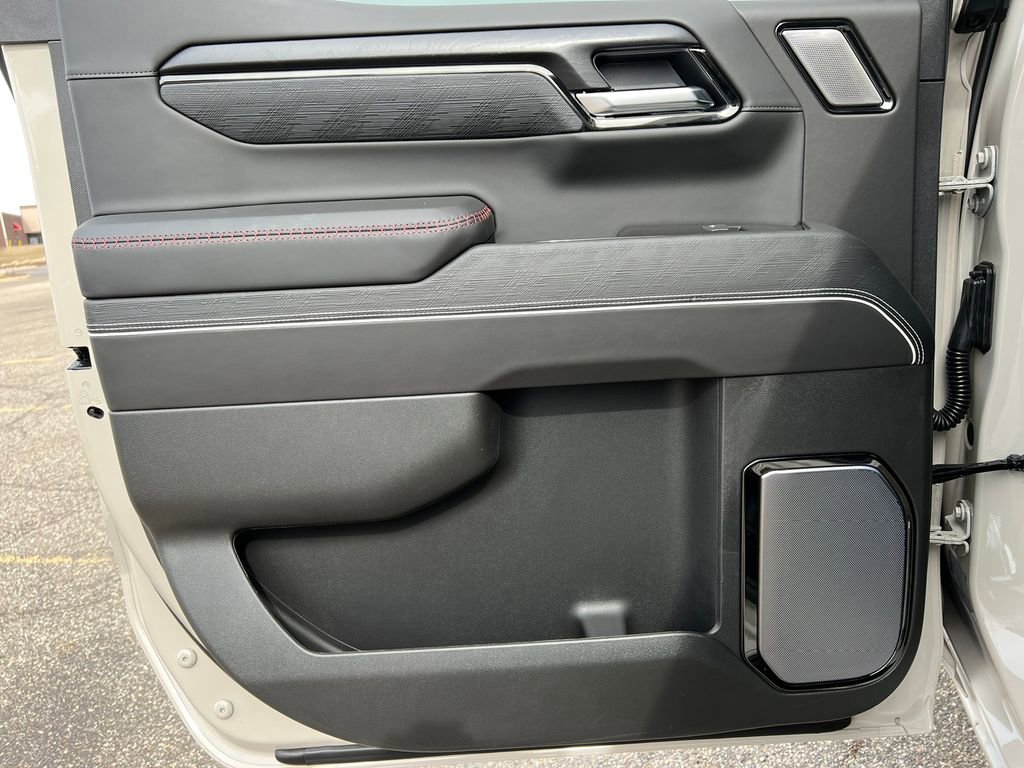 2026 GMC Sierra 1500 AT4X - Photo 48
