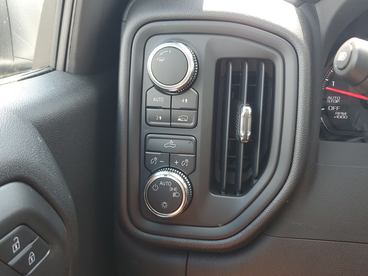 2025 GMC Sierra 1500 Pro - Photo 51