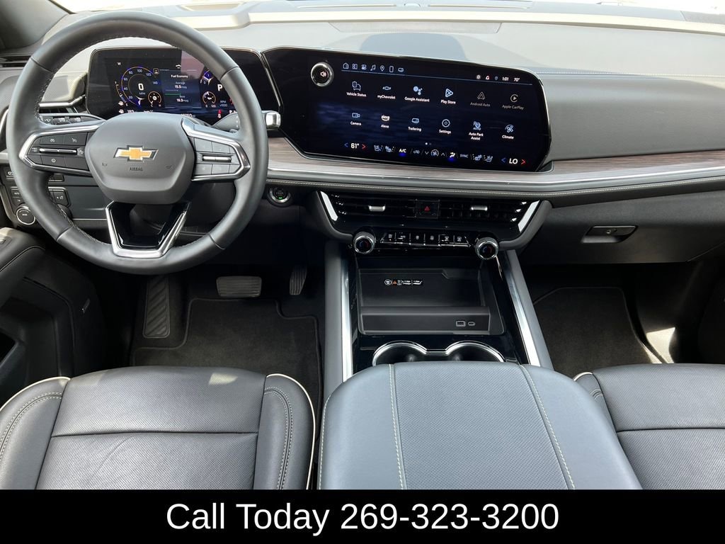 Used 2025 Chevrolet Suburban Premier SUV
