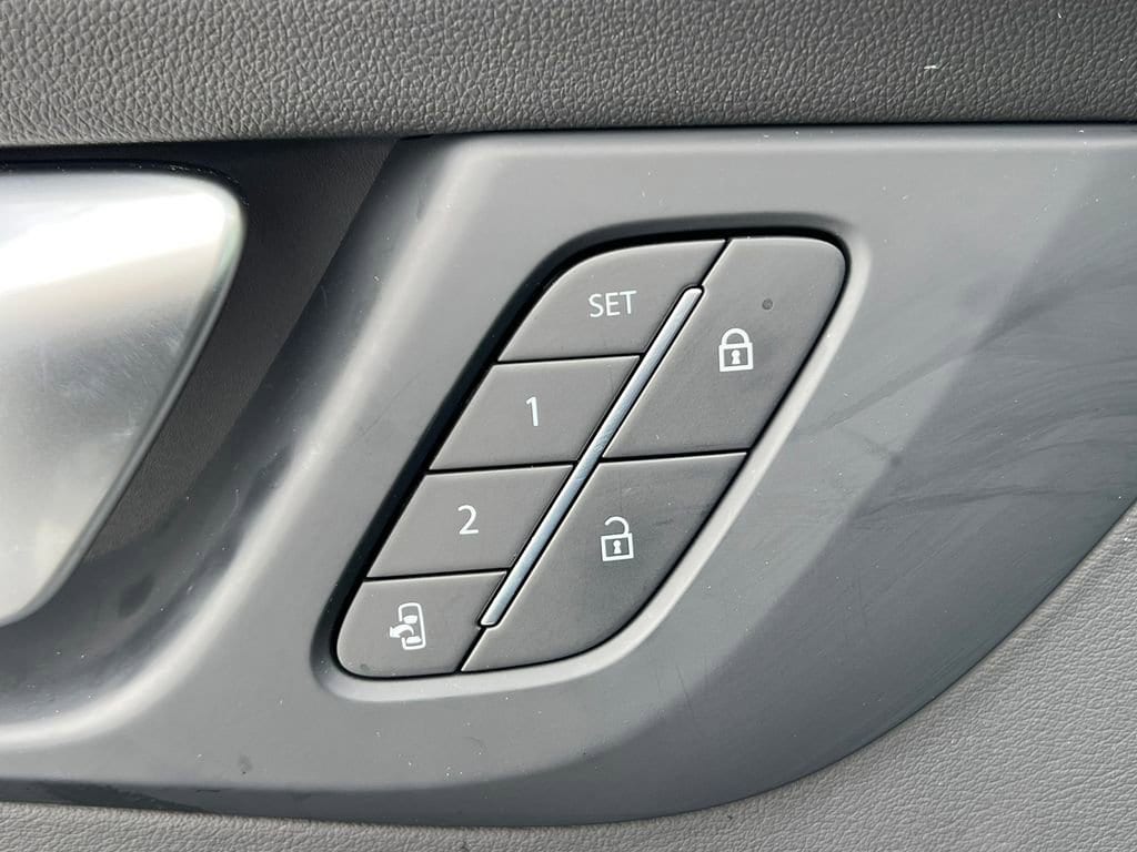 2026 Buick Enclave Preferred - Photo 18