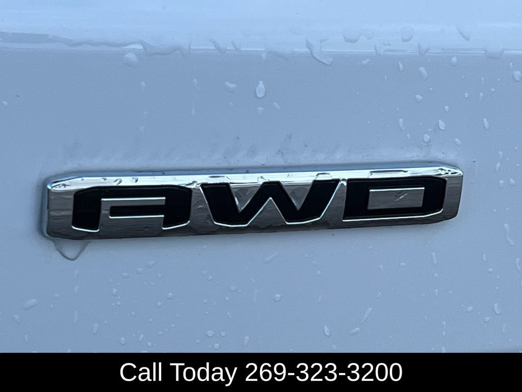 Used 2025 GMC Acadia Elevation SUV