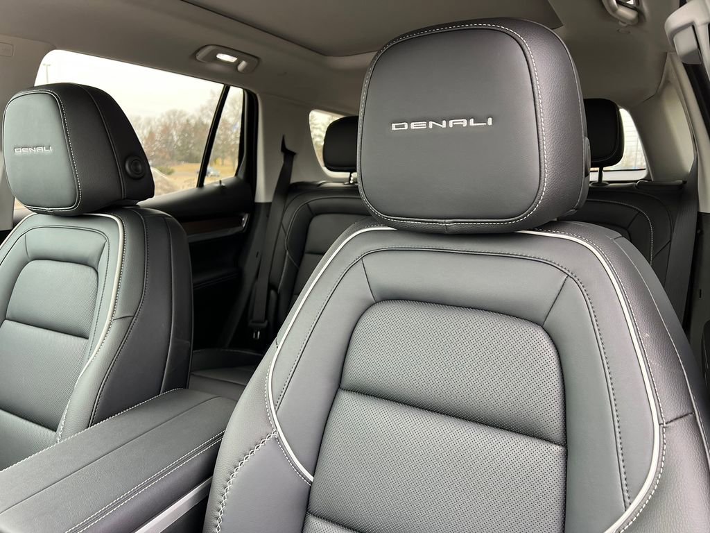 2026 GMC Terrain Denali - Photo 12