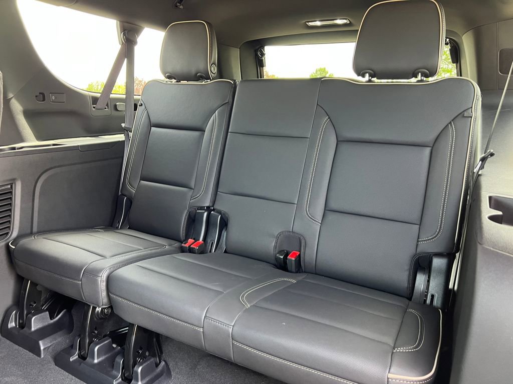 2025 Chevrolet Suburban Premier - Photo 6