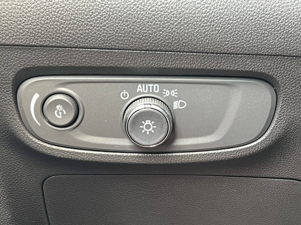 2025 Buick Encore GX Avenir - Photo 15