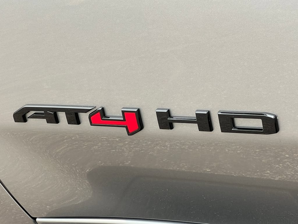 2026 GMC Sierra 2500HD AT4 - Photo 15