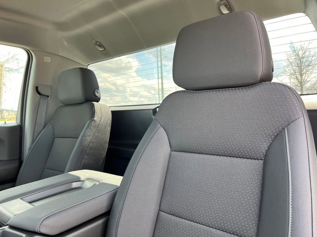 2025 GMC Sierra 1500 Pro - Photo 13