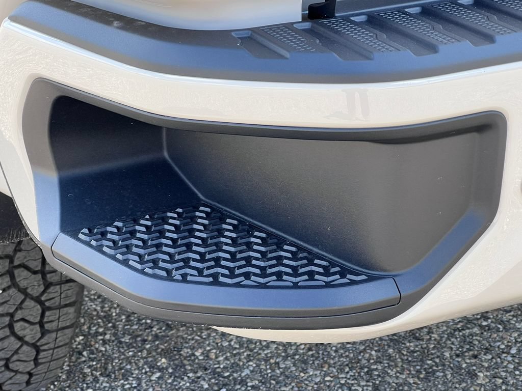 2026 GMC Sierra 2500HD AT4 - Photo 12