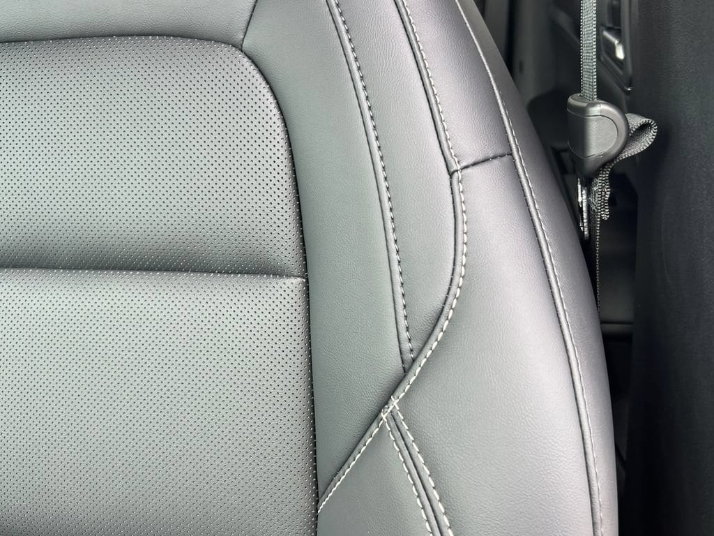 2027 GMC Terrain Elevation - Photo 12