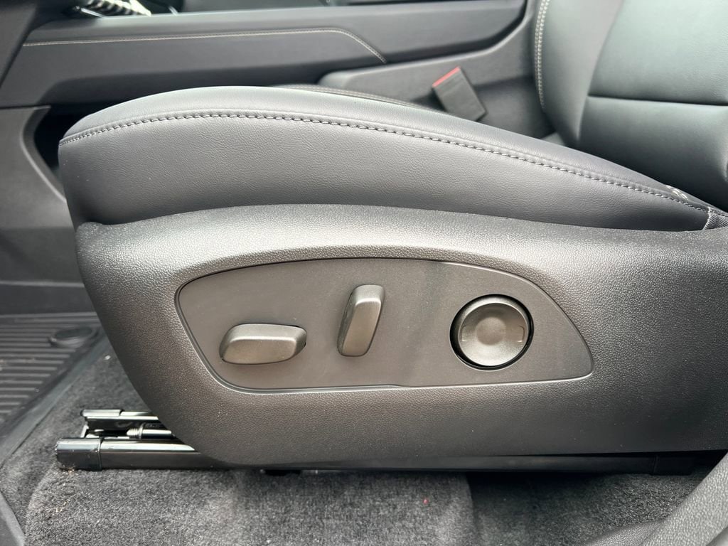 2026 GMC Acadia Elevation - Photo 10
