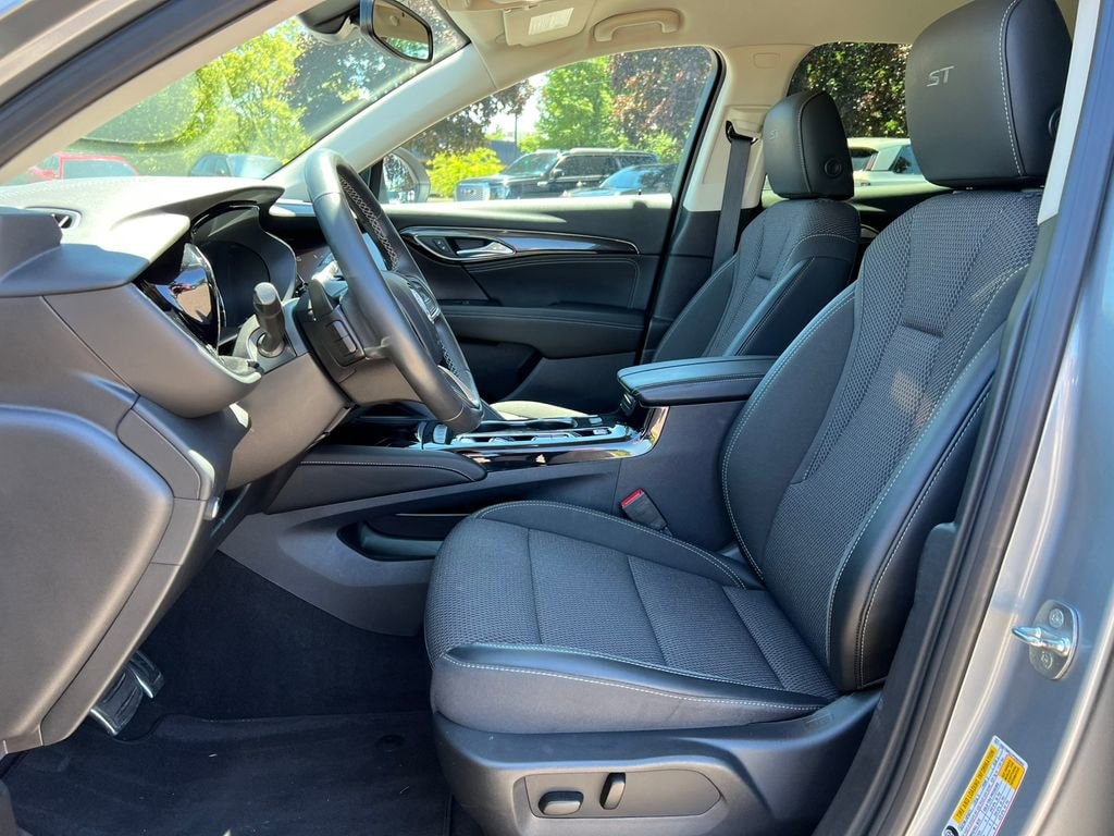 Used 2023 Buick Envision Preferred SUV