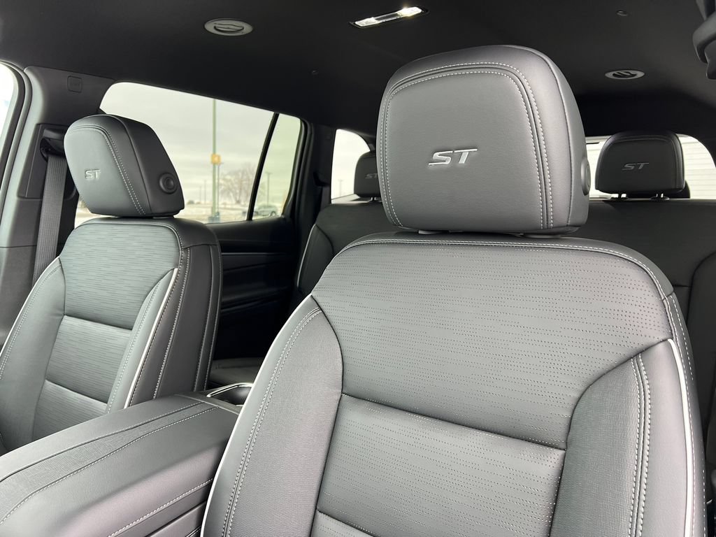 2026 Buick Enclave Sport Touring - Photo 13