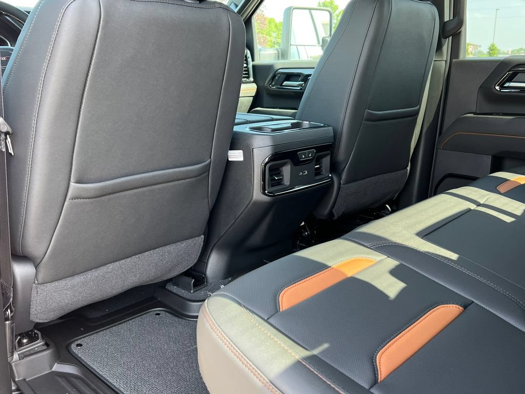 2026 GMC Sierra 2500HD AT4 - Photo 47