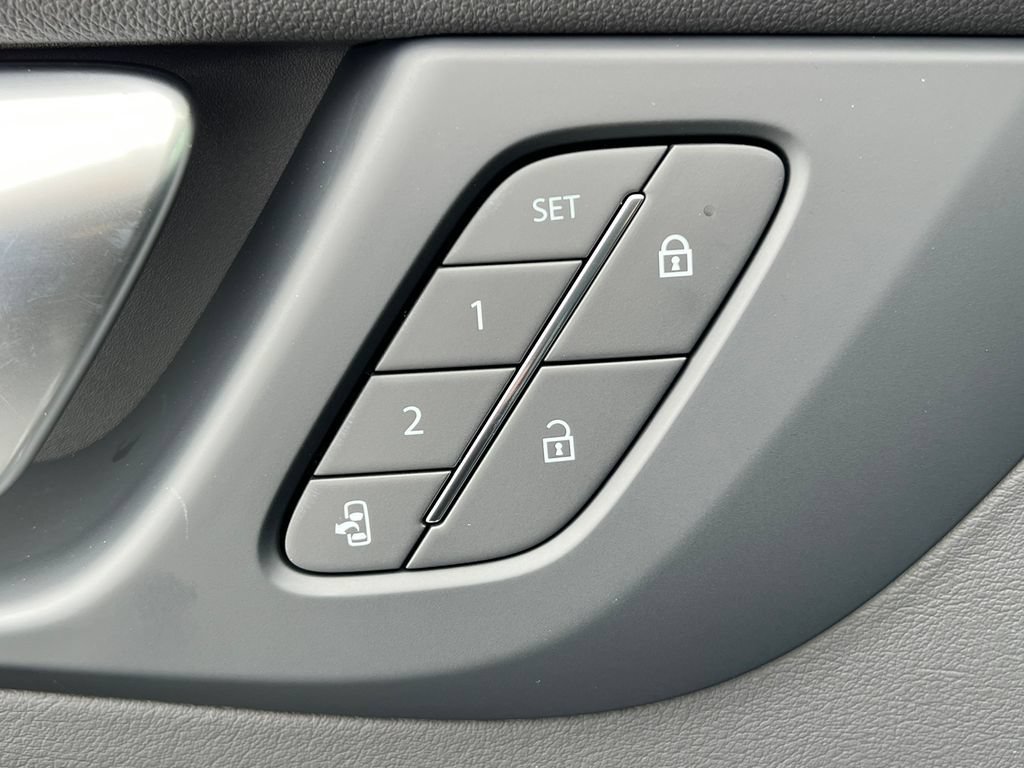2026 Buick Enclave Sport Touring - Photo 19