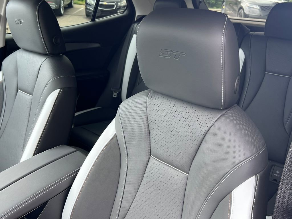 2026 Buick Envision Sport Touring - Photo 12