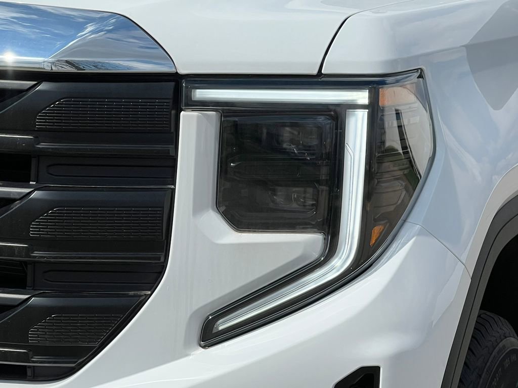 2025 GMC Sierra 1500 Pro - Photo 28