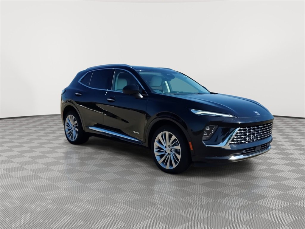 2025 Buick Envision Avenir photo 2