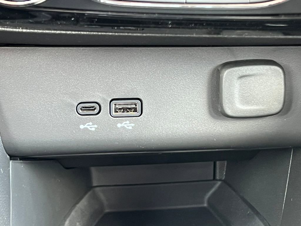 2026 Buick Encore GX Sport Touring - Photo 27