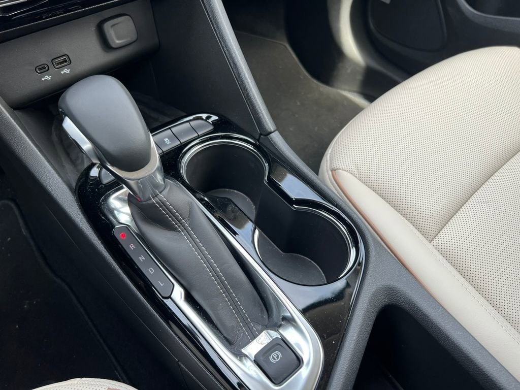 2025 Buick Encore GX Avenir - Photo 23