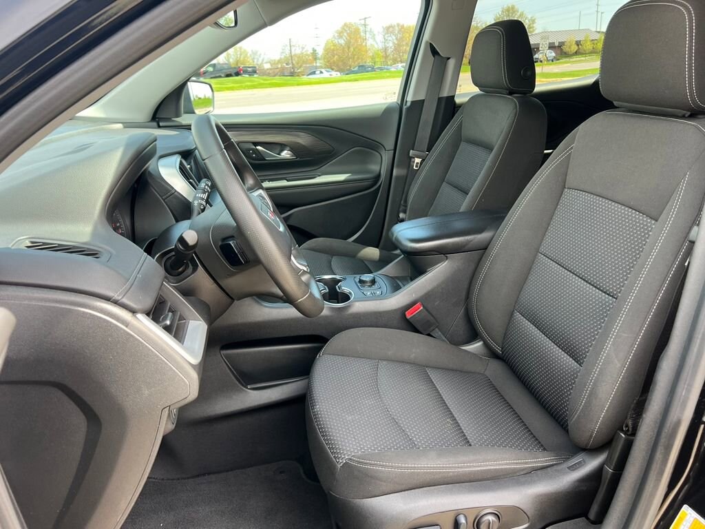 Used 2023 GMC Terrain SLE SUV