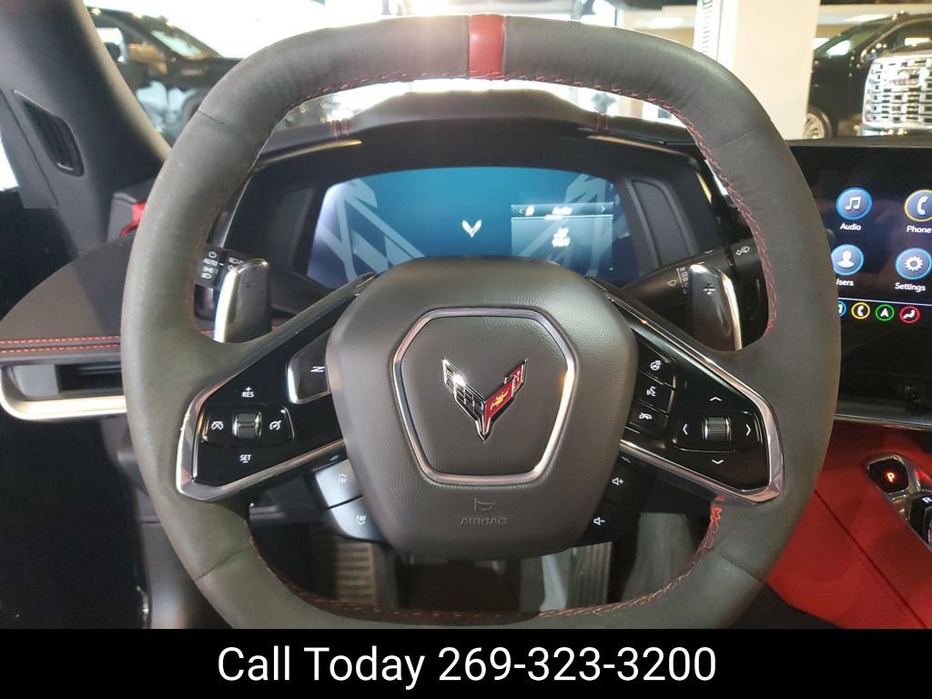 2023 Chevrolet Corvette Stingray 2LT photo 3