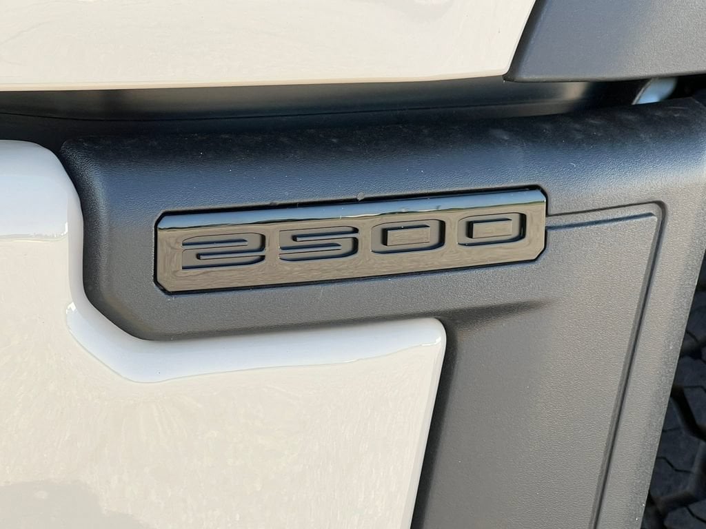 2026 GMC Sierra 2500HD AT4 - Photo 51