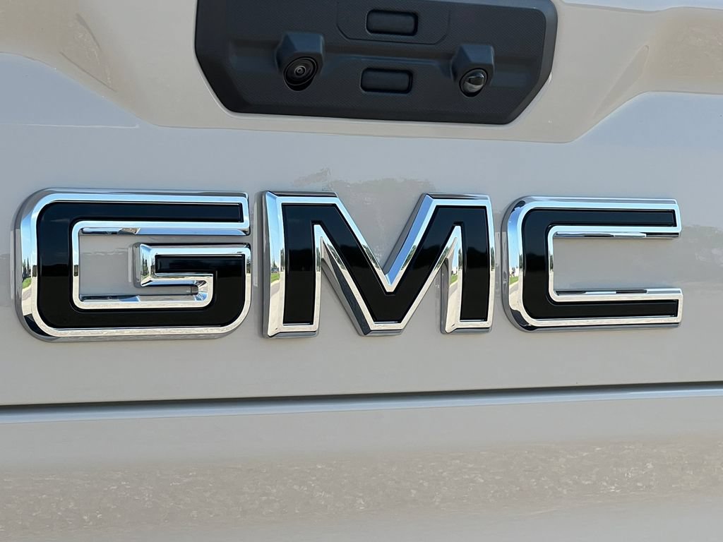 2026 GMC Sierra 2500HD AT4 - Photo 59