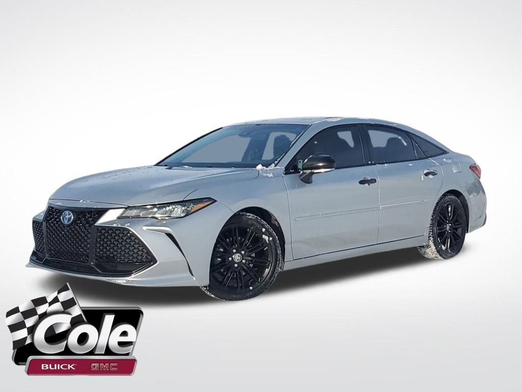 Used 2022 Toyota Avalon Hybrid XSE Nightshade