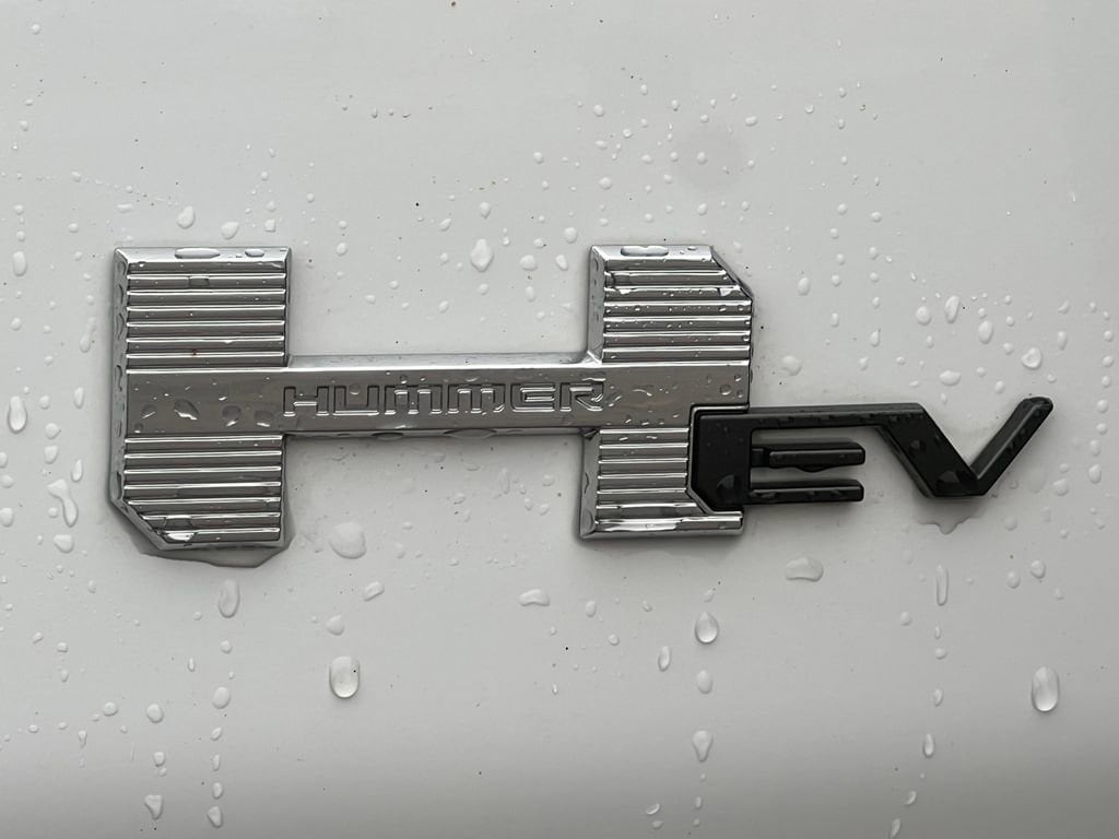 New 2025 GMC HUMMER EV SUV 2X SUV