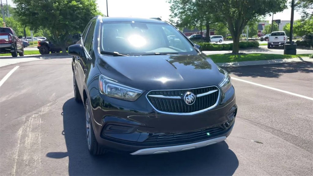 2022 Buick Encore Preferred photo 2