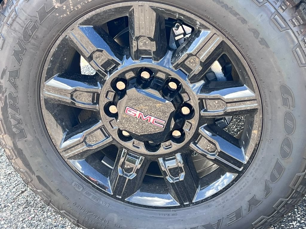 2026 GMC Sierra 2500HD AT4 - Photo 7