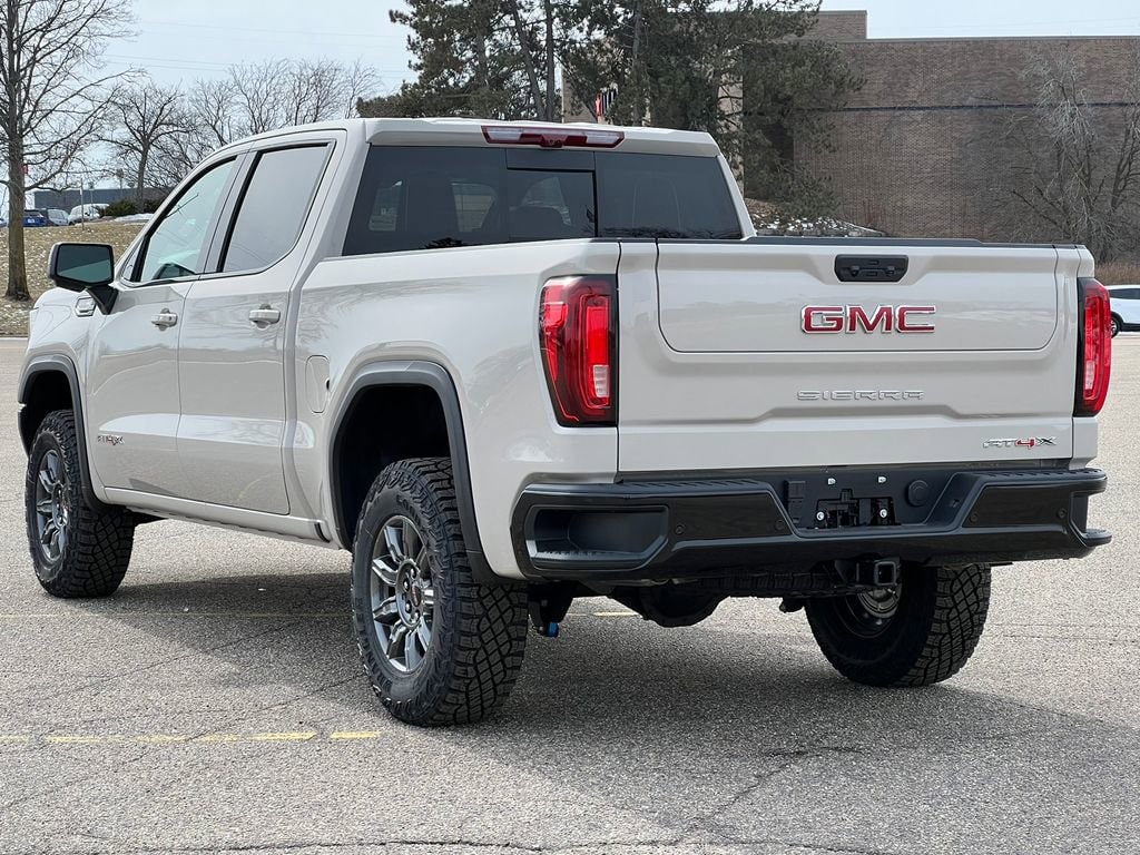 2026 GMC Sierra 1500 AT4X - Photo 18
