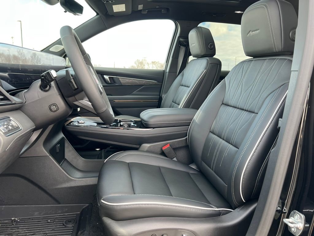 New 2026 Buick Enclave Avenir SUV