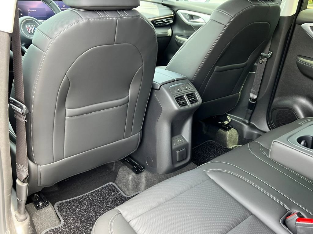 2026 Buick Envision Avenir - Photo 32