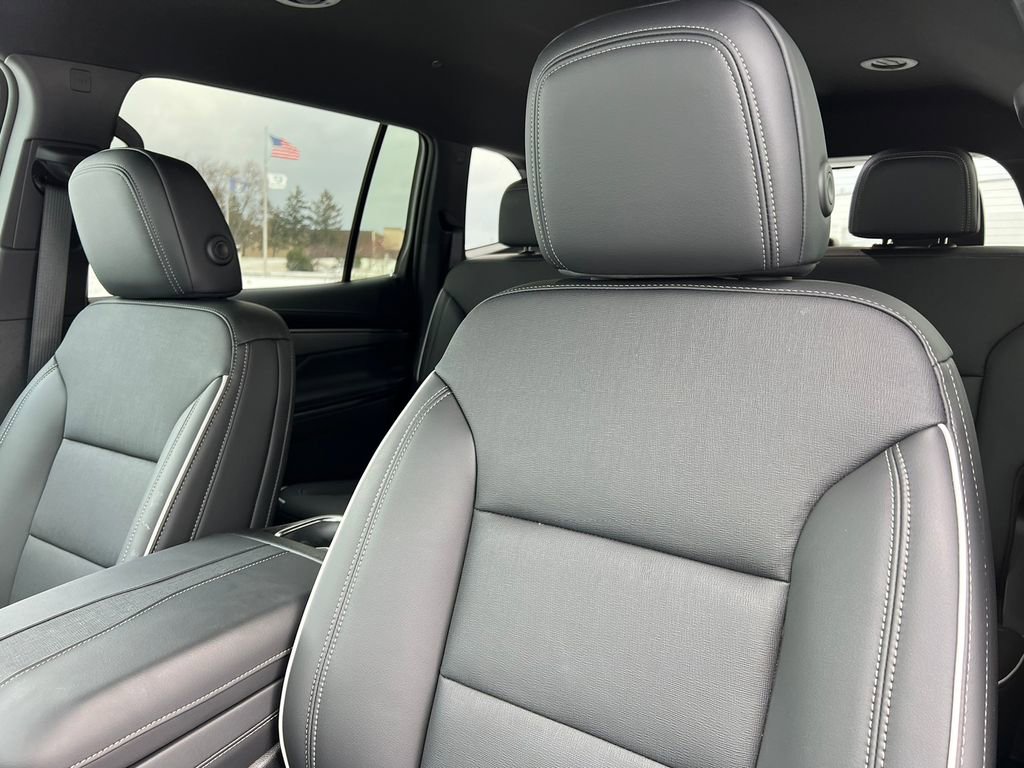 2026 Buick Enclave Preferred - Photo 13