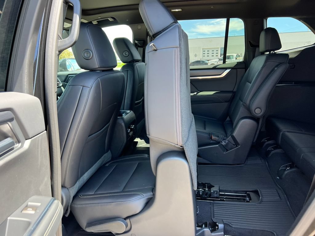 2026 GMC Acadia Elevation - Photo 42
