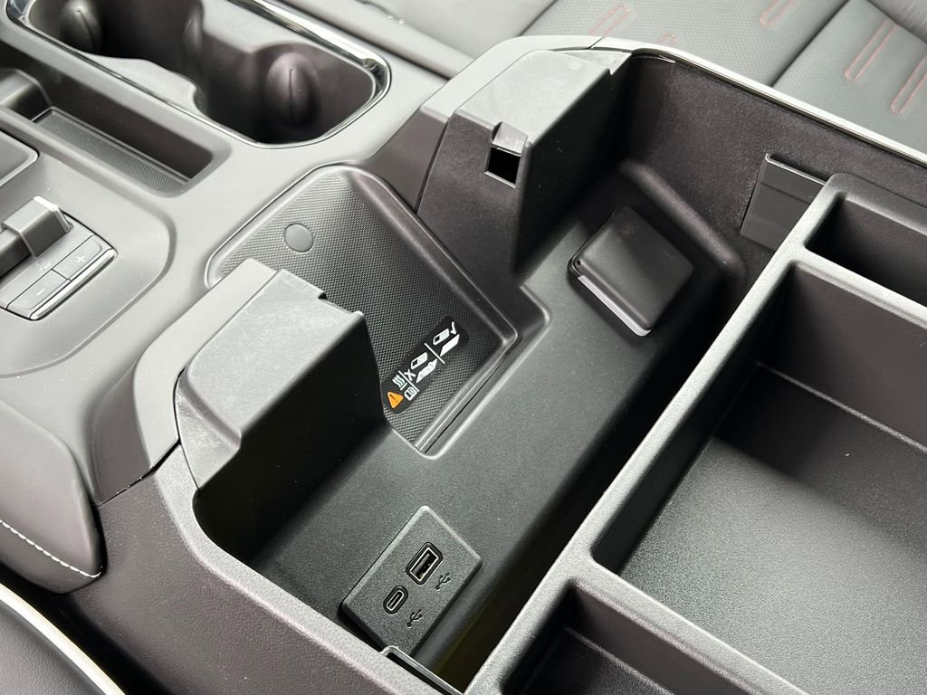 2026 GMC Sierra 1500 AT4X - Photo 44