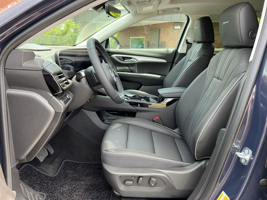 2026 Buick Envision Avenir - Photo 3