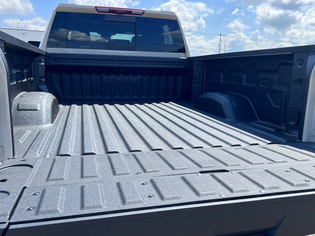 2026 GMC Sierra 2500HD AT4 - Photo 9