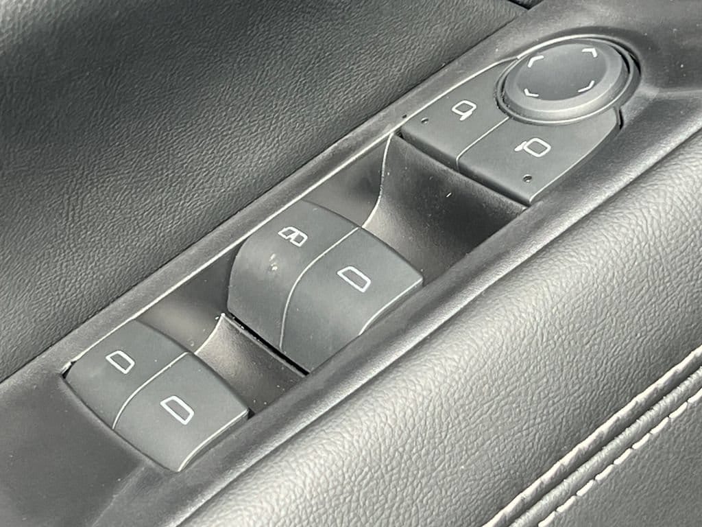 2027 GMC Terrain Elevation - Photo 13