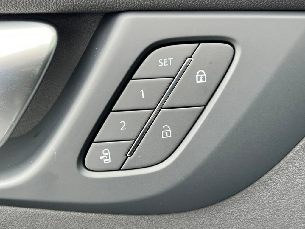 2026 Buick Enclave Sport Touring - Photo 19