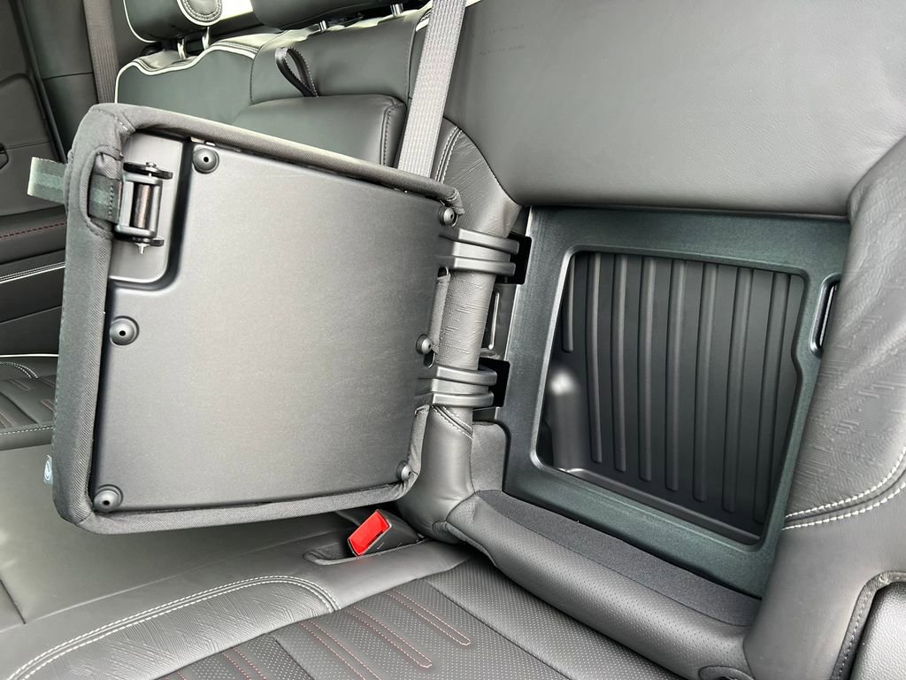 2026 GMC Sierra 1500 AT4X - Photo 6