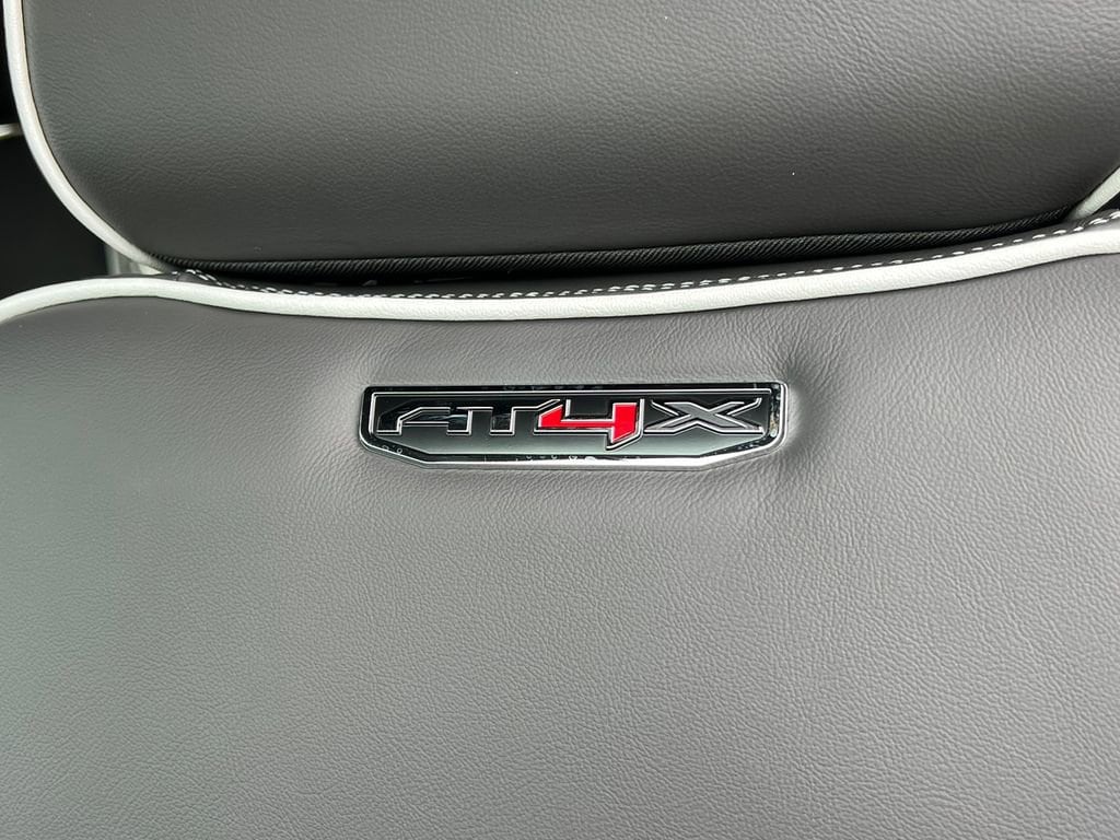 2026 GMC Sierra 1500 AT4X - Photo 23