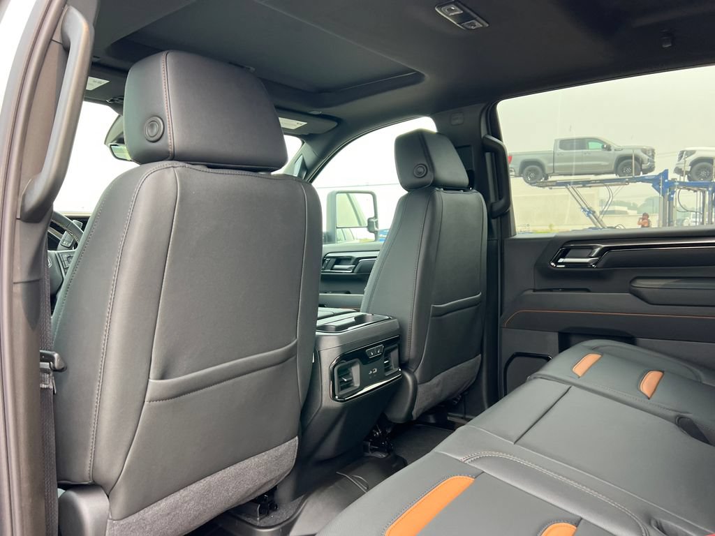 2026 GMC Sierra 2500HD AT4 - Photo 44