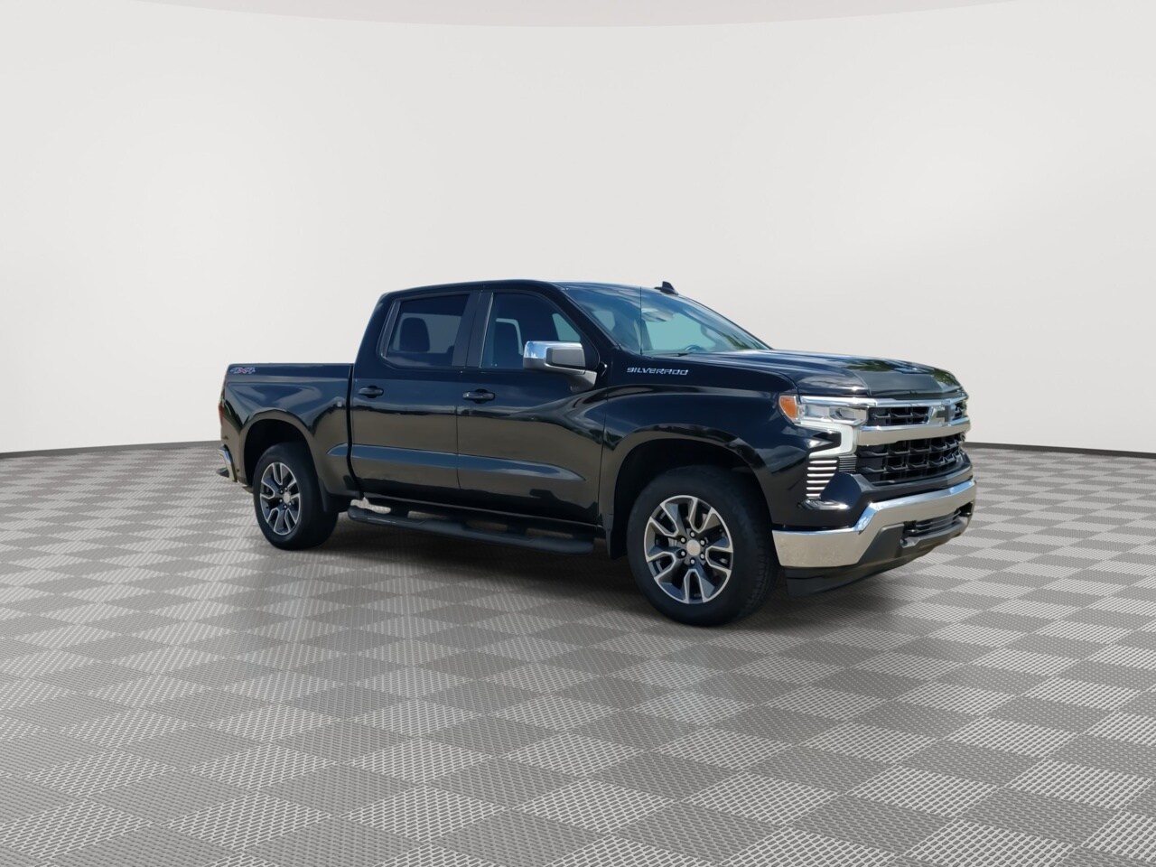 2022 Chevrolet Silverado 1500 LT photo 3