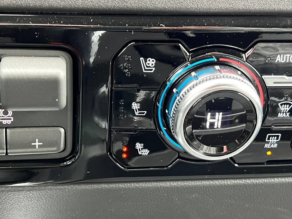 2026 GMC Sierra 2500HD SLT - Photo 35